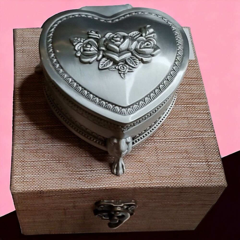 Love Romance Eternal Red Rose Heart Shaped Lion's Head 3 Footed Pewter Gift Box
